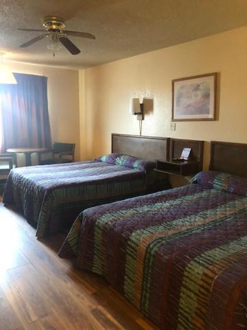 Luxury Inn Шайен Екстериор снимка